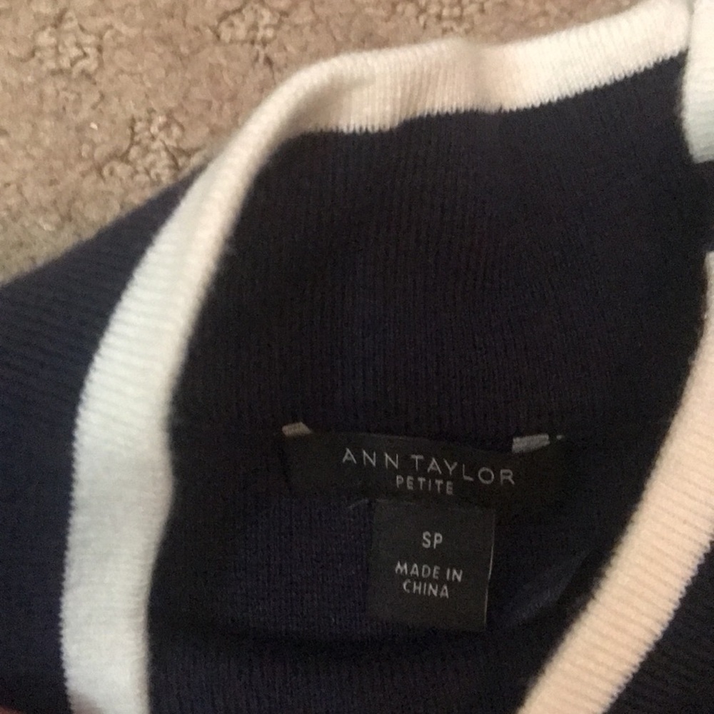 NWT Winter knitted Ann Taylor elegant and gorgouse dress - Picture 6 of 7